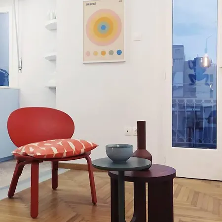 Chic In Apartment *